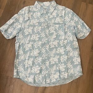 Men’s Chaps Light Blue Floral Short-Sleeve Shirt